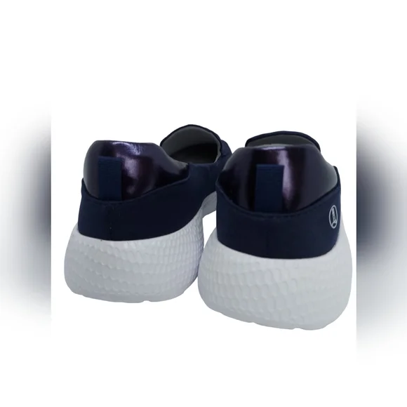 Lands' End Navy Gatas Lightweight Comfort Slip-On Shoes Women's Size 10 D - Picture 4 of 9